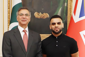 Pakistan High Commissioner to the UK Moazzam Ahmad Khan with British Pakistani MMA rising star Faisal Malik at the Pakistan High Commission London