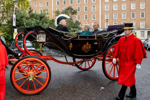 High Commissioner Moazzam Ahmad Khan presents his credentials to His Majesty King Charles III