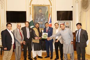 High Commissioner @DrMFaisal was pleased to receive @NAofPakistan Parliamentary Committee on Jammu & #Kashmir